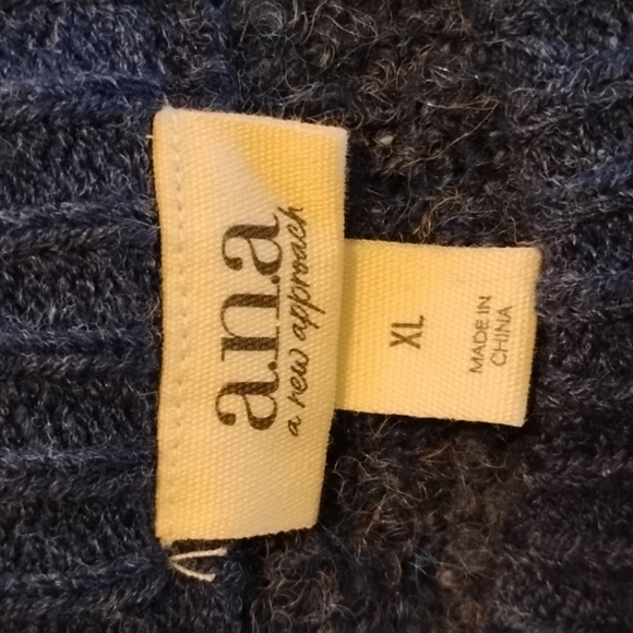 a.n.a. Woman's Indigo Round Neck Sweater, Size: XL, NWT - Picture 5 of 8